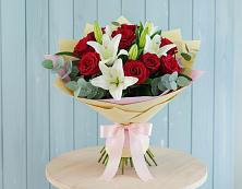Букет цветов из:  Лилии и Розы #REPLACE_PRED# Серпухов-15