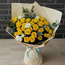 Букет цветов из:  Розы в Серпухов-15