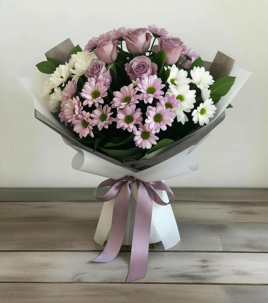Букет цветов из: Хризантемы и Розы в Серпухов-15