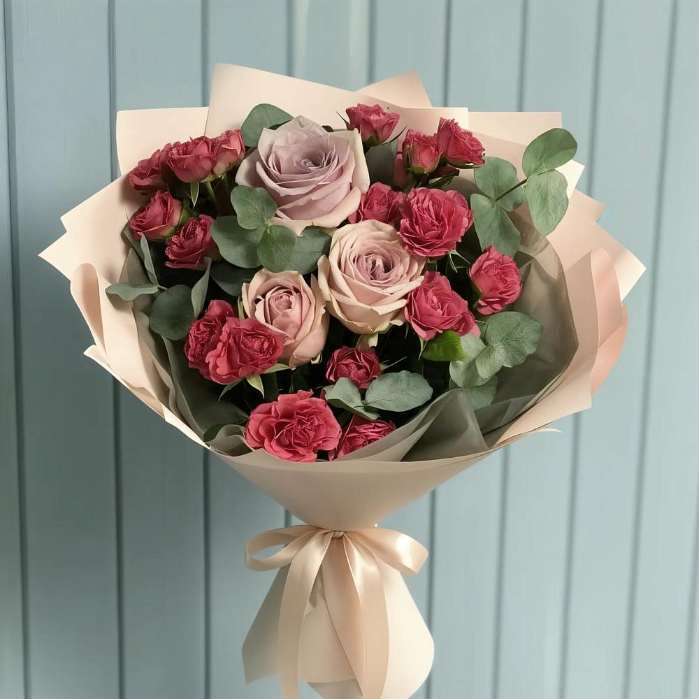 Букет цветов из: Гвоздики и Розы в Серпухов-15