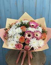 Букет цветов из:  Розы, Герберы и Хризантемы в Серпухов-15