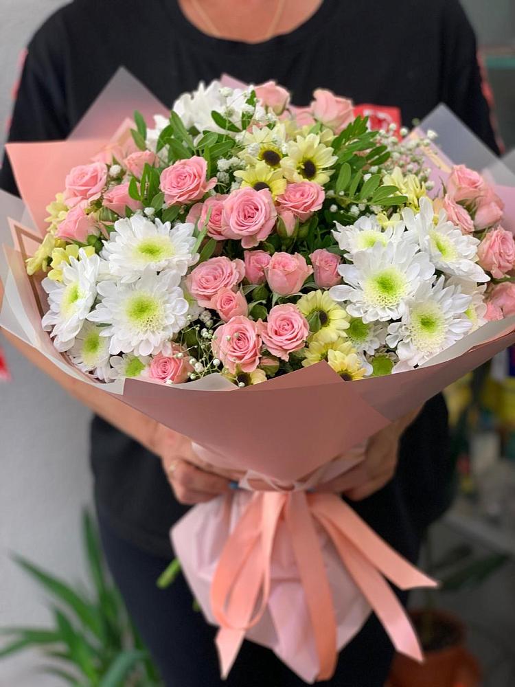 Букет цветов из: Розы и Хризантемы в Серпухов-15