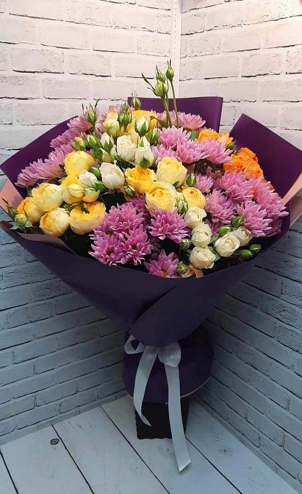 Букет цветов из: Хризантемы и Розы в Серпухов-15