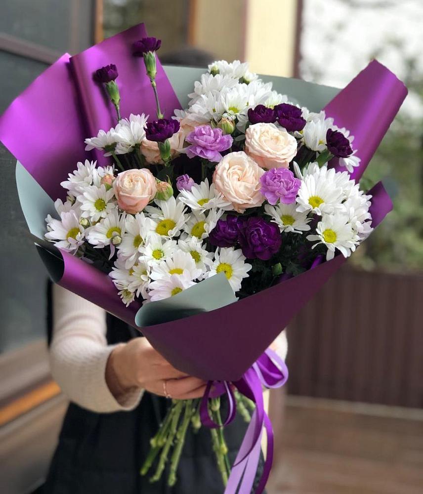 Букет цветов из: Хризантемы, Гвоздики и Розы в Серпухов-15