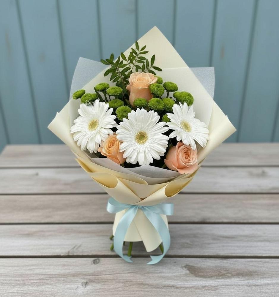 Букет цветов из: Герберы, Розы и Хризантемы в Серпухов-15