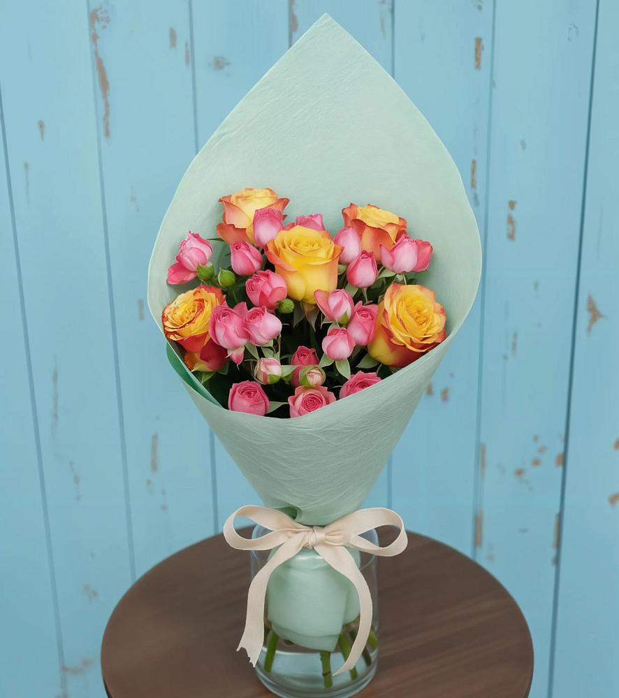 Букет цветов из: Розы в Серпухов-15