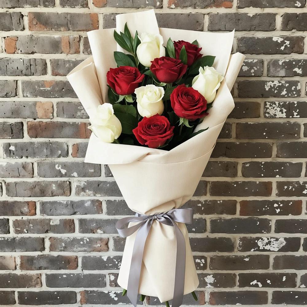 Букет цветов из: Розы в Серпухов-15