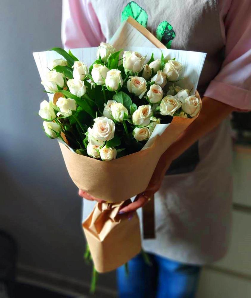Букет цветов из: Розы в Серпухов-15