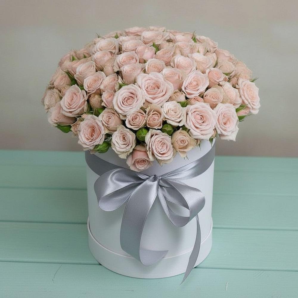 Цветочная композиция из Розы в шляпной коробке в Серпухов-15